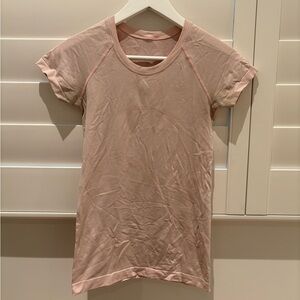 Lululemon Swiftly Tech